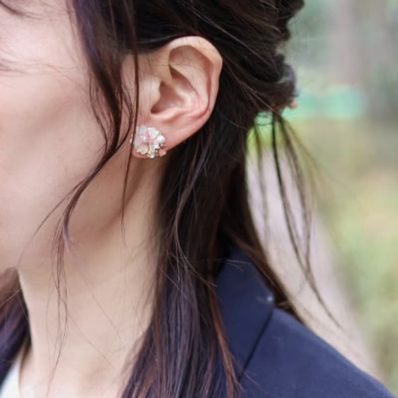 パールとさくらのビジューピアス/イヤリング