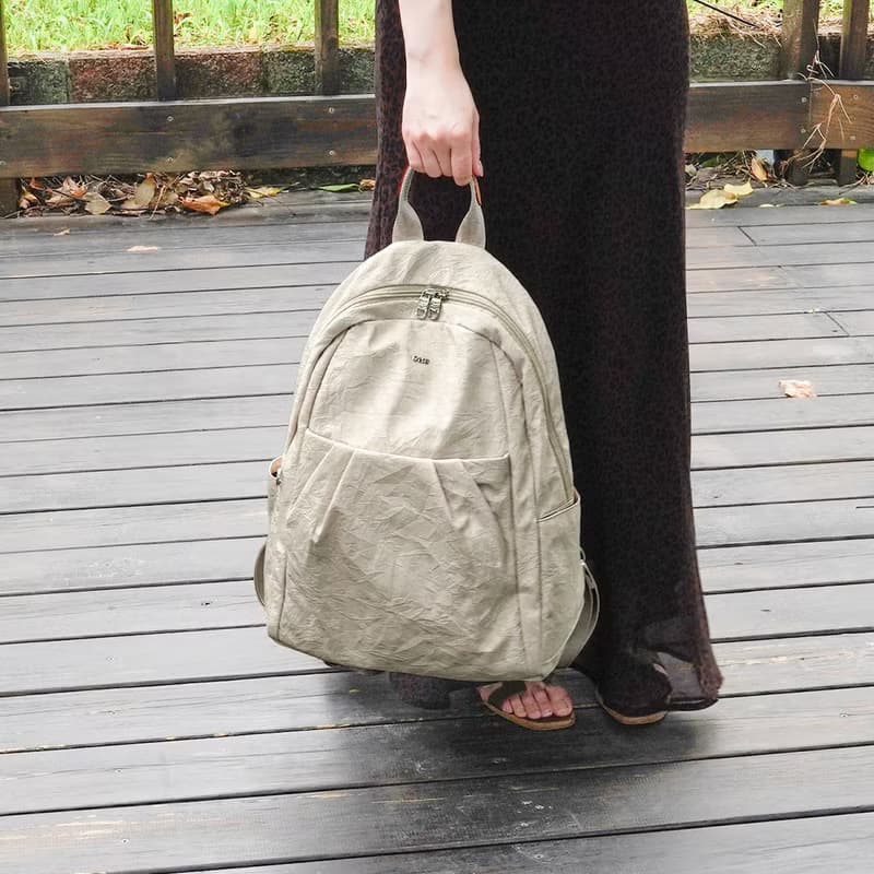 (淺杏色)輕盈紙感甜美系休閒旅行後背包(大款)33571