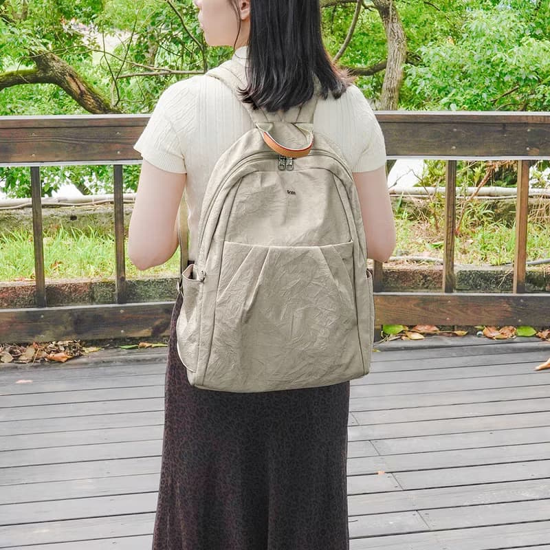 (淺杏色)輕盈紙感甜美系休閒旅行後背包(大款)33571