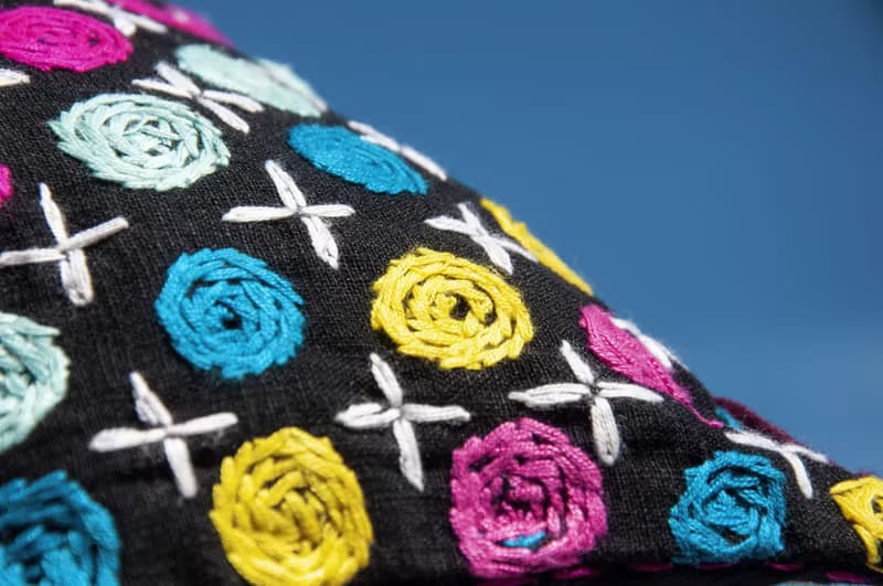 手縫純棉布側背包/刺繡斜背包/刺繡肩背包/indigo手縫藍染包-幾何