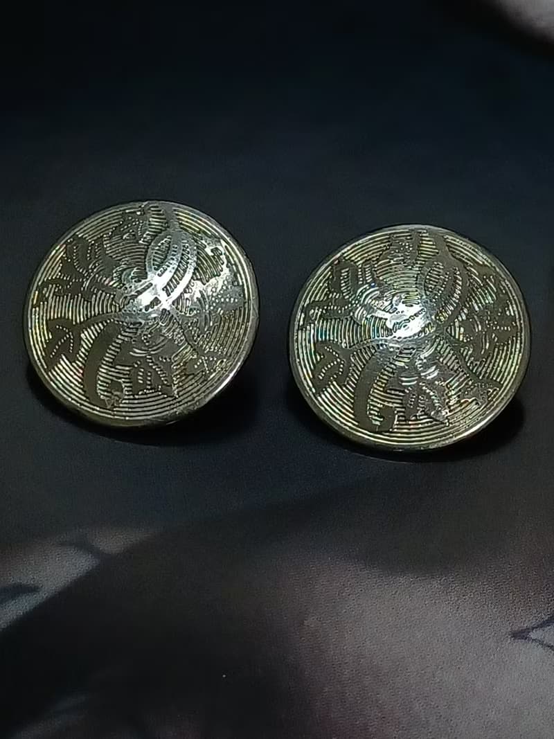 vintage jewelry  古典銀色浮雕花卉 夾式耳環