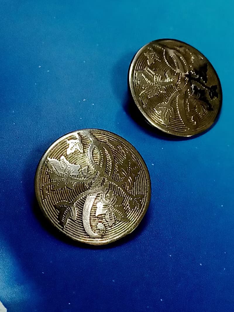 vintage jewelry  古典銀色浮雕花卉 夾式耳環
