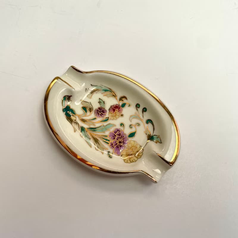 復古花瓶和兩個瓷器煙灰缸 來自匈牙利的ZSOLNAY 1950年代
