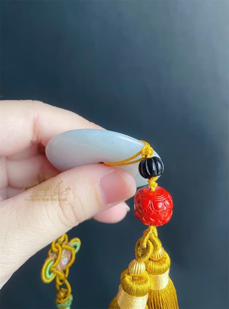 天然緬甸玉翡翠 白底冰細糯灑烏雞 硃砂 大平安扣 車掛 包掛