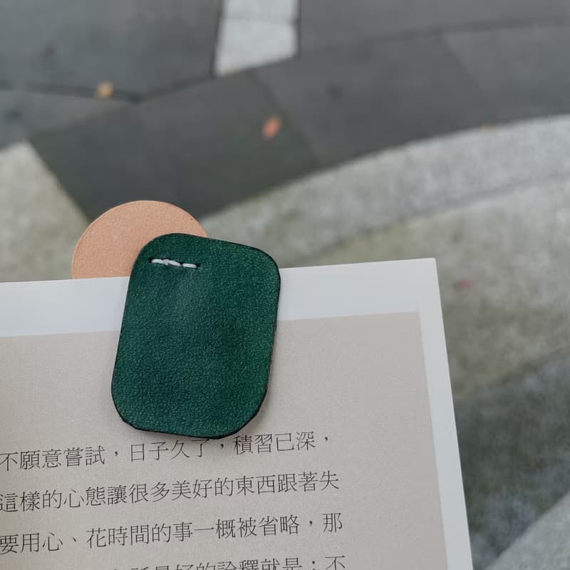 皮革製聖誕書籤