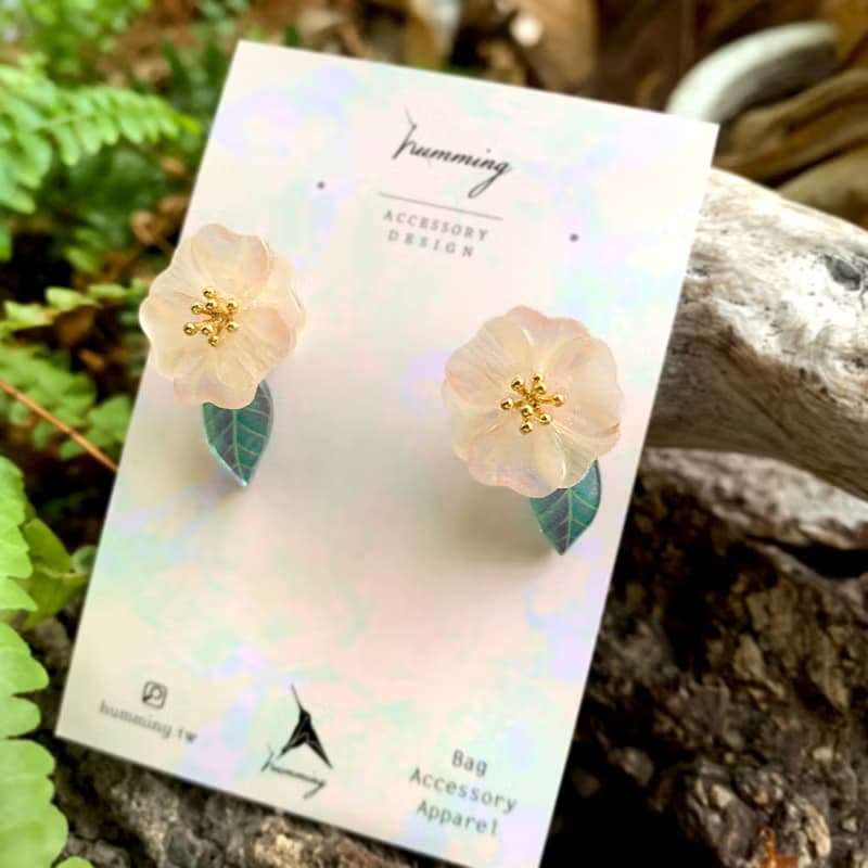 耳環 椿花 山茶花 樹脂 花 銀飾 耳夾 禮物 禮盒 手工 白 情人節