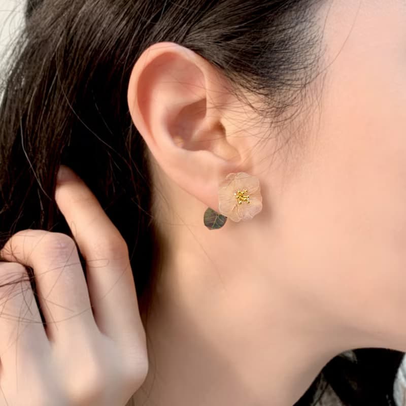 耳環 椿花 山茶花 樹脂 花 銀飾 耳夾 禮物 禮盒 手工 白 情人節