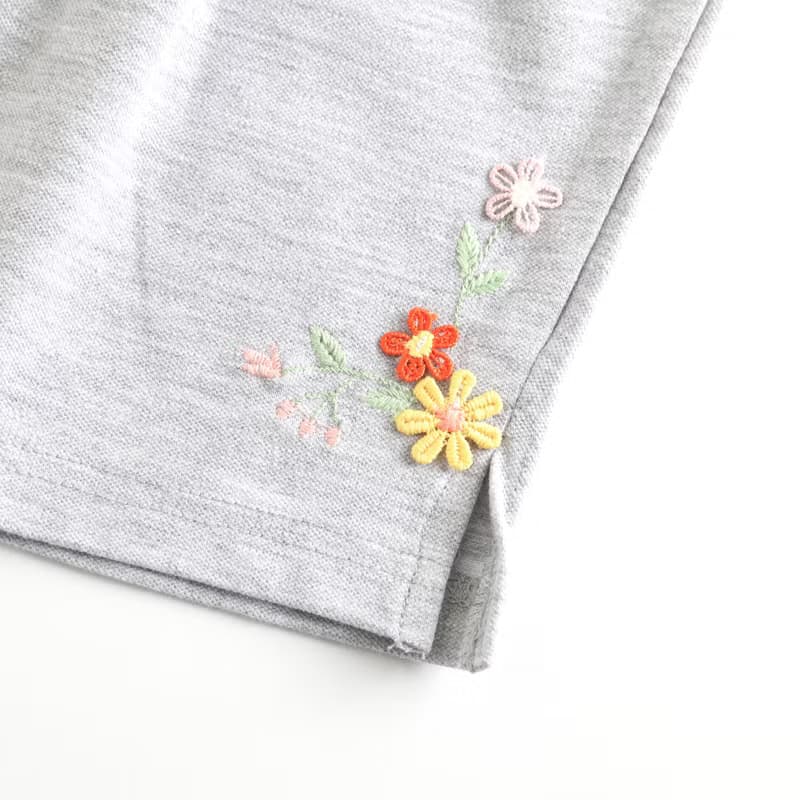 BIR 文藝刺繡七分褲  藏青/灰