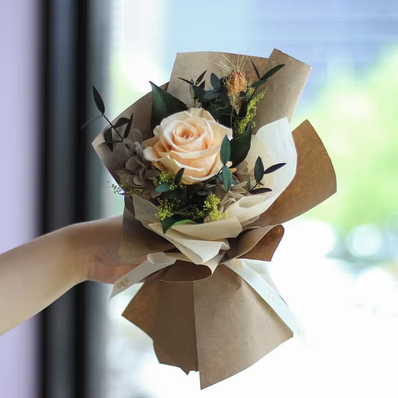 畢業花束 晨曦花束 生日花束 乾燥花 永生玫瑰花花束 不凋玫瑰花