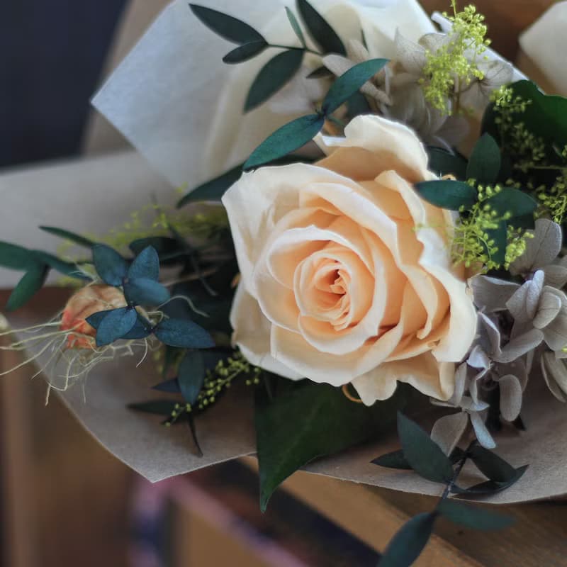 畢業花束 晨曦花束 生日花束 乾燥花 永生玫瑰花花束 不凋玫瑰花