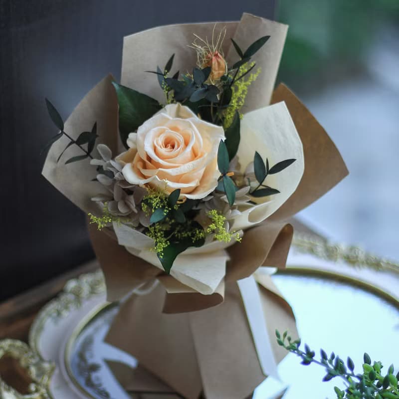 畢業花束 晨曦花束 生日花束 乾燥花 永生玫瑰花花束 不凋玫瑰花