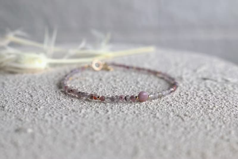 手鍊 二月誕生石 紫水晶 紅寶石 紫幽靈 - 安心 -