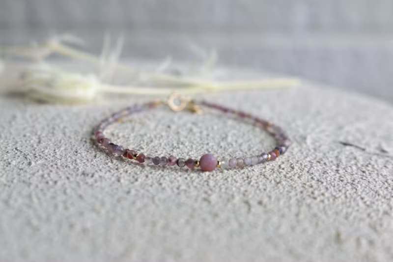 手鍊 二月誕生石 紫水晶 紅寶石 紫幽靈 - 安心 -