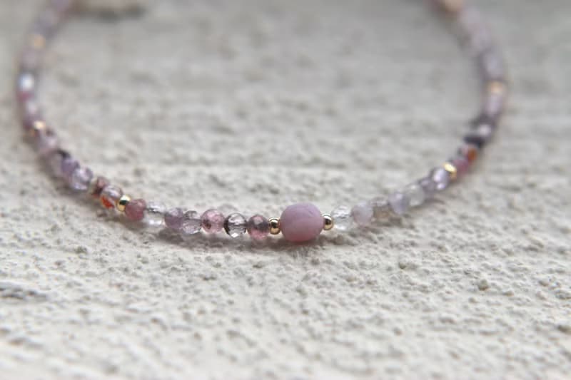 手鍊 二月誕生石 紫水晶 紅寶石 紫幽靈 - 安心 -