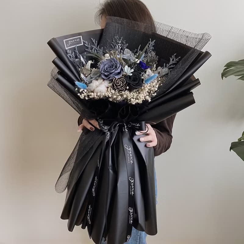 冷黑色 情人節花束 畢業 生日禮物 擴香 永生花 韓式綁花 母親節