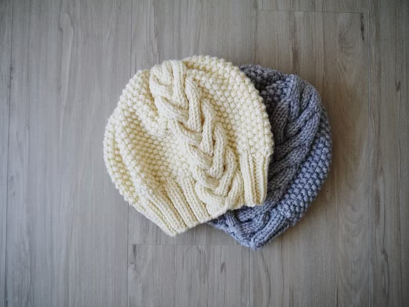 手作編織毛帽~ 美麗諾/寬鬆側邊麻花毛帽系列(米白)