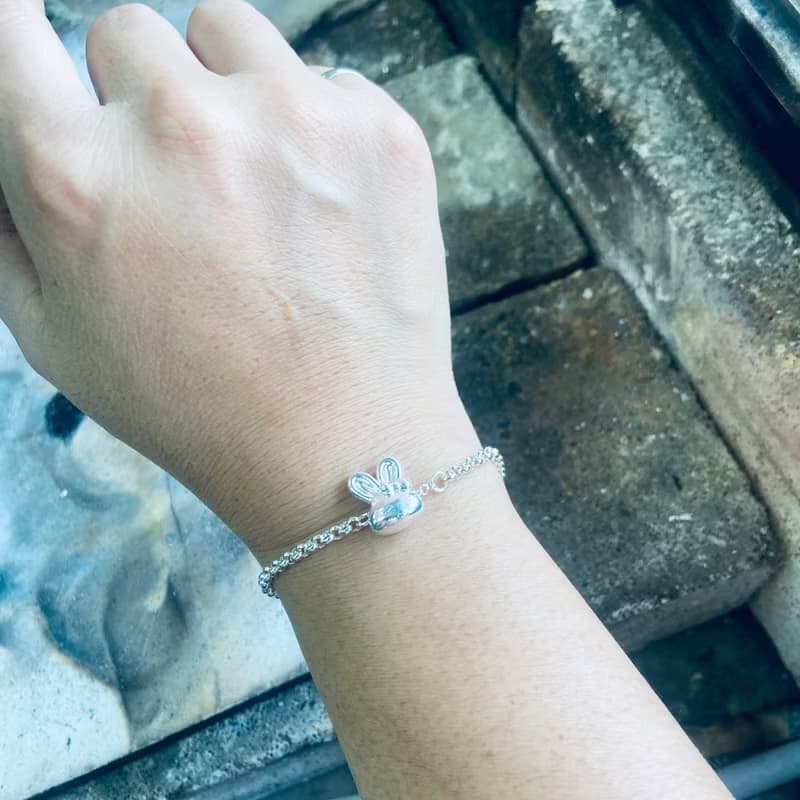 純銀 兔子 鈴鐺 彌月 手鍊  S556