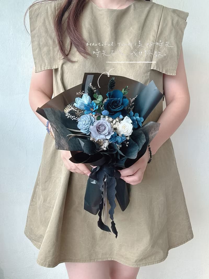 美好時光| 無盡藍-七夕情人節、永生花花束、玫瑰花束、花束