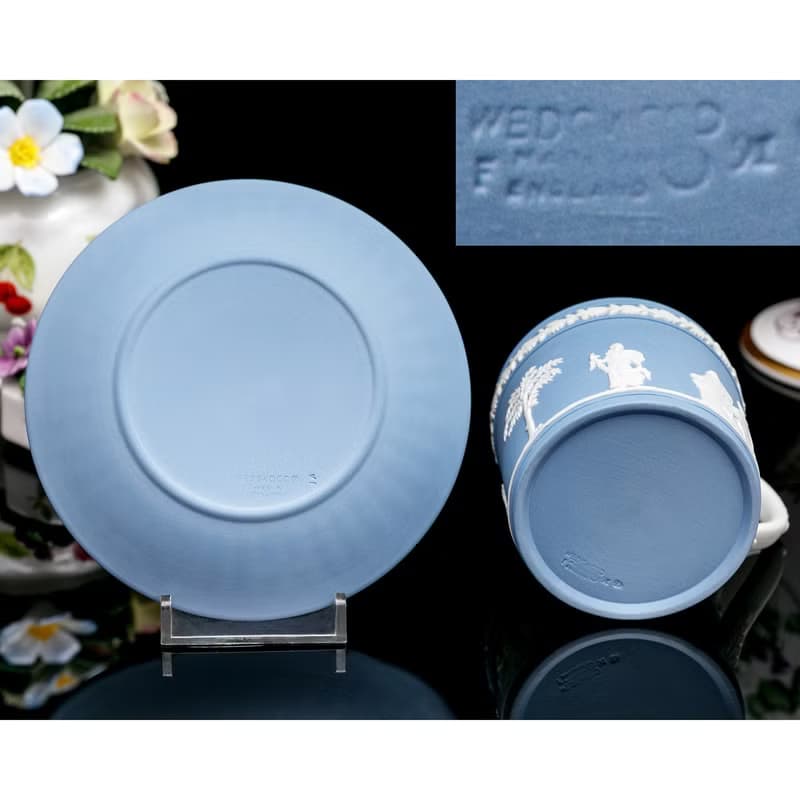 英國製Wedgwood 手工經典巔峰工藝 碧玉浮雕 咖啡杯碟組
