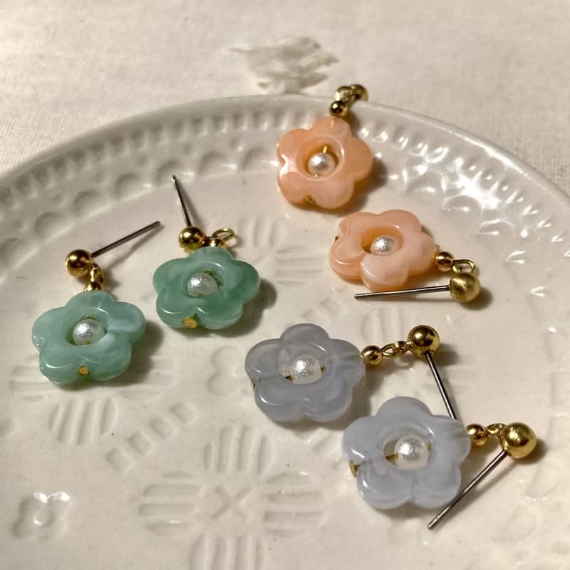 老林雜貨 | 馬卡龍色花花耳環 (針式 / 夾式)