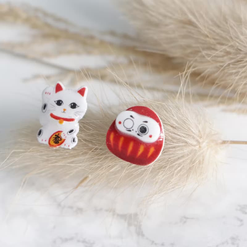 招財貓與達摩耳環