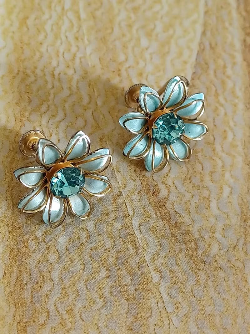 vintage jewelry Bugbee Niles 古董雛菊萊茵琺瑯 夾式耳環