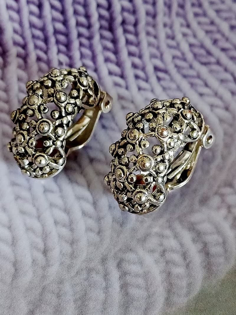 vintage jewelry  典雅簍空纏枝 夾式耳環