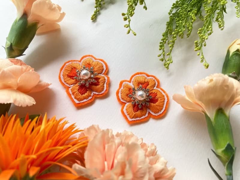 【ピアス/イヤリング/刺繍アクセサリー/オレンジ/母の日/プレゼント】bon bon Orange Lover