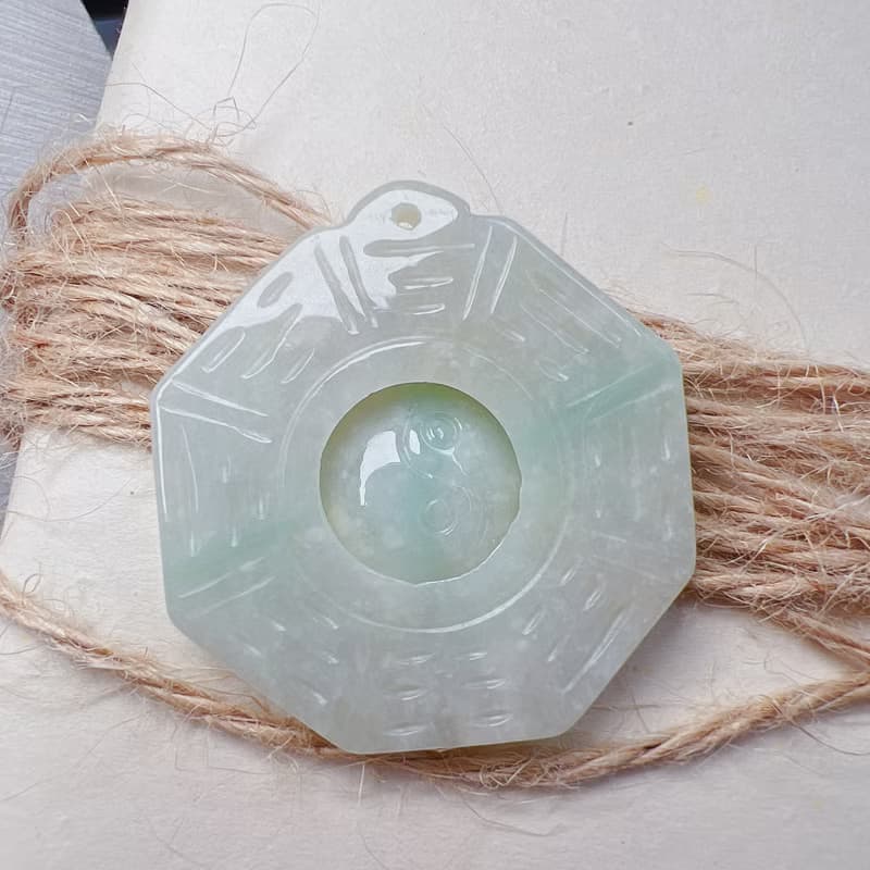 【擋煞‧避邪】飄綠翡翠八卦項鍊 | 天然緬甸玉A貨翡翠 | 送禮