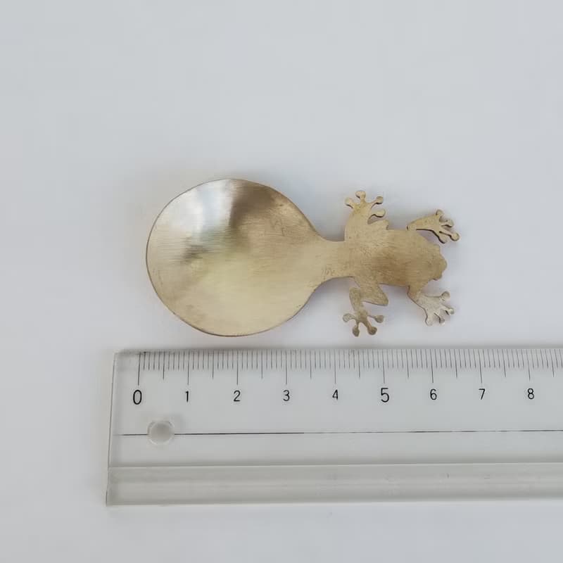 真鍮製蛙　茶匙