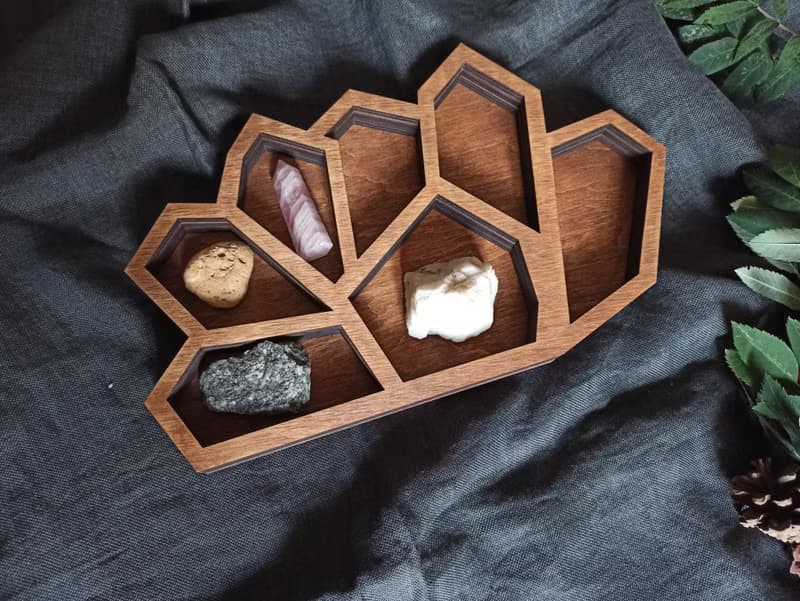 Wooden tray organizer to display jewelry, crystal, trinket storage.