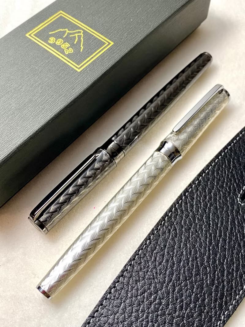 3952老山羊-西拉雅 火焰紋 白水/黑水 鈦尖刀尖(小李飛刀)鋼筆
