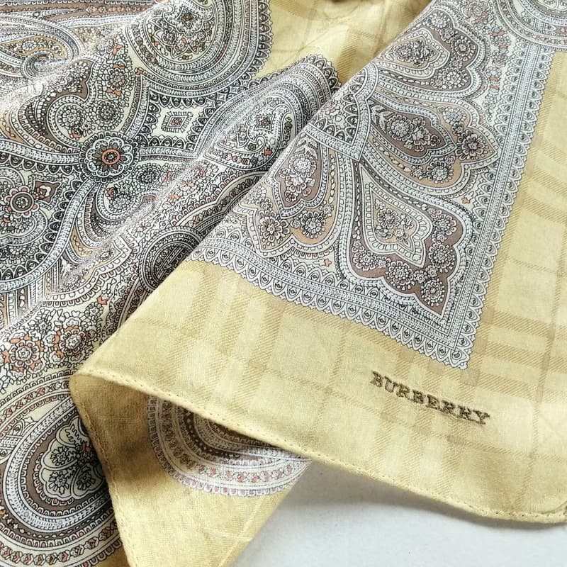 Burberry Vintage Handkerchief Motif Paisley Gift 21 x 21 inches