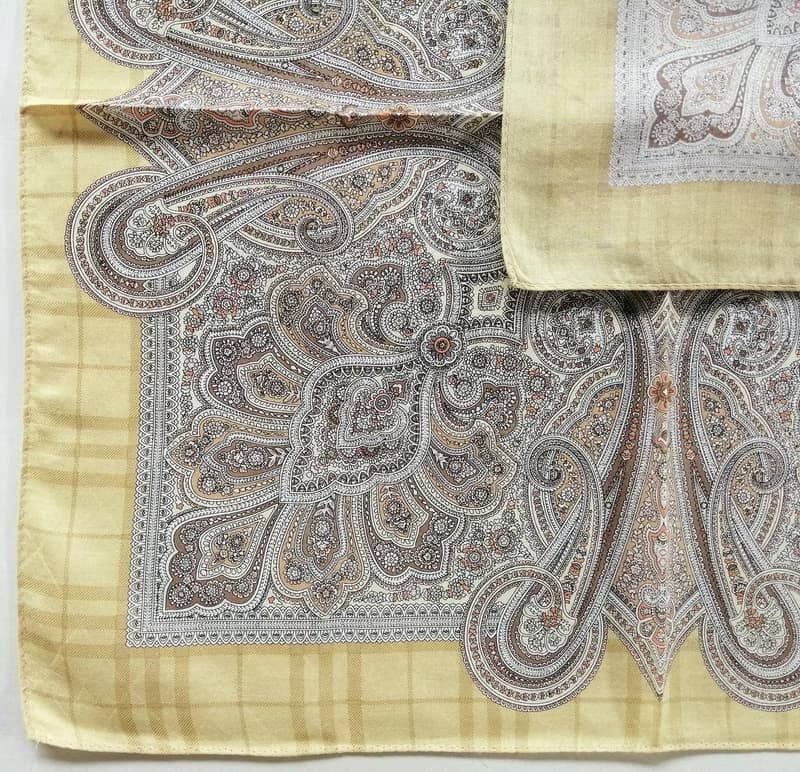 Burberry Vintage Handkerchief Motif Paisley Gift 21 x 21 inches
