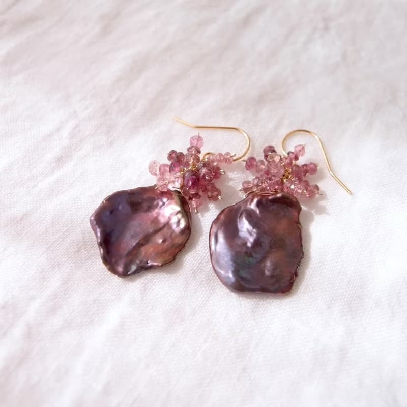 【K14gf】BIG Petal Pearl Earrings Tourmaline (mauve)