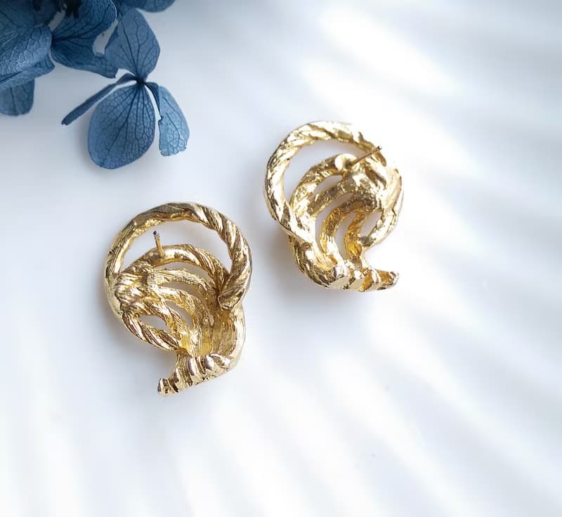 Vintage Jewelry 西洋古董飾品 金色調 對稱 金繩索 針式耳環