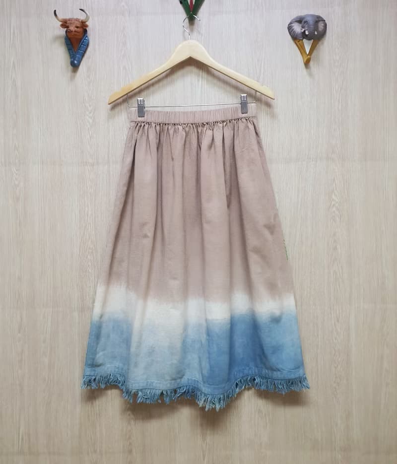手繡裙 棉布 花卉 兔子 蘑菇 雲朵 彩虹