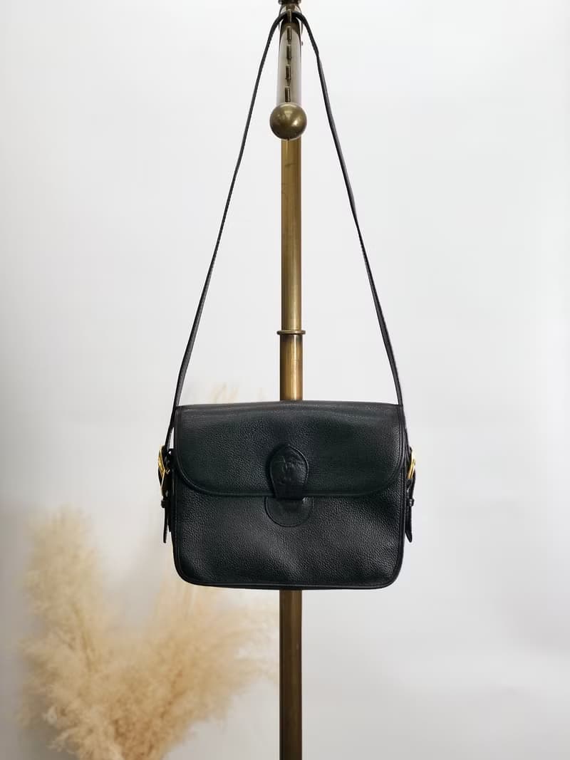 【 日本直送　名牌中古包 】Yves Saint Laurent イヴ・サンローラン ショルダーバッグ ブラック YSL レザー vintage n7ubch