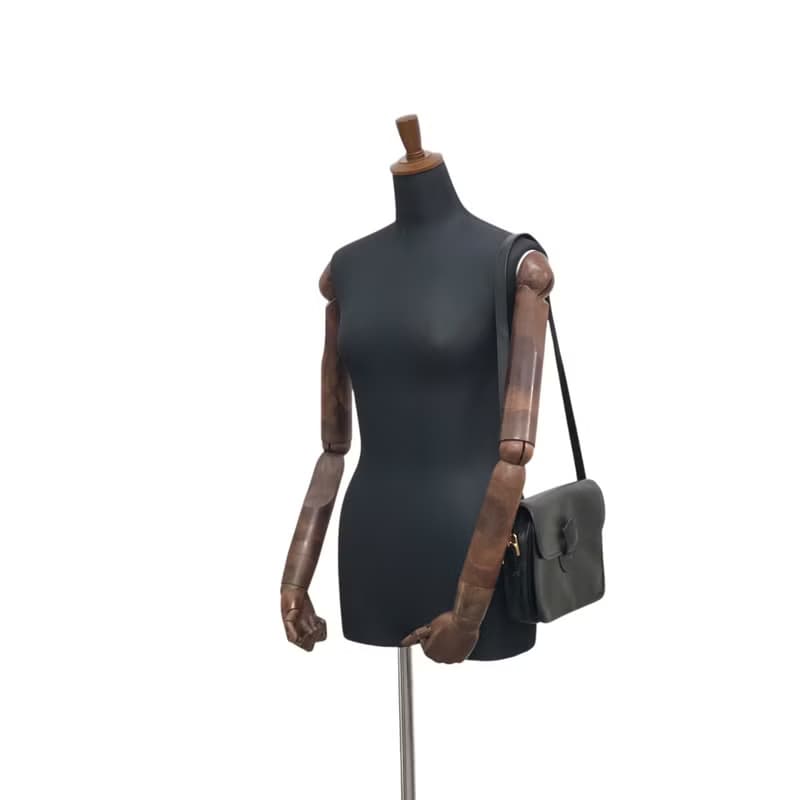 【 日本直送　名牌中古包 】Yves Saint Laurent イヴ・サンローラン ショルダーバッグ ブラック YSL レザー vintage n7ubch