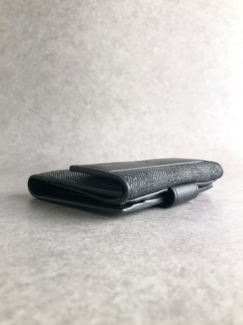 【 日本直送　名牌中古包 】GUCCI グッチ 財布 ブラック GGキャンバス 二つ折り財布 vintage ヴィンテージ オールド znwywn