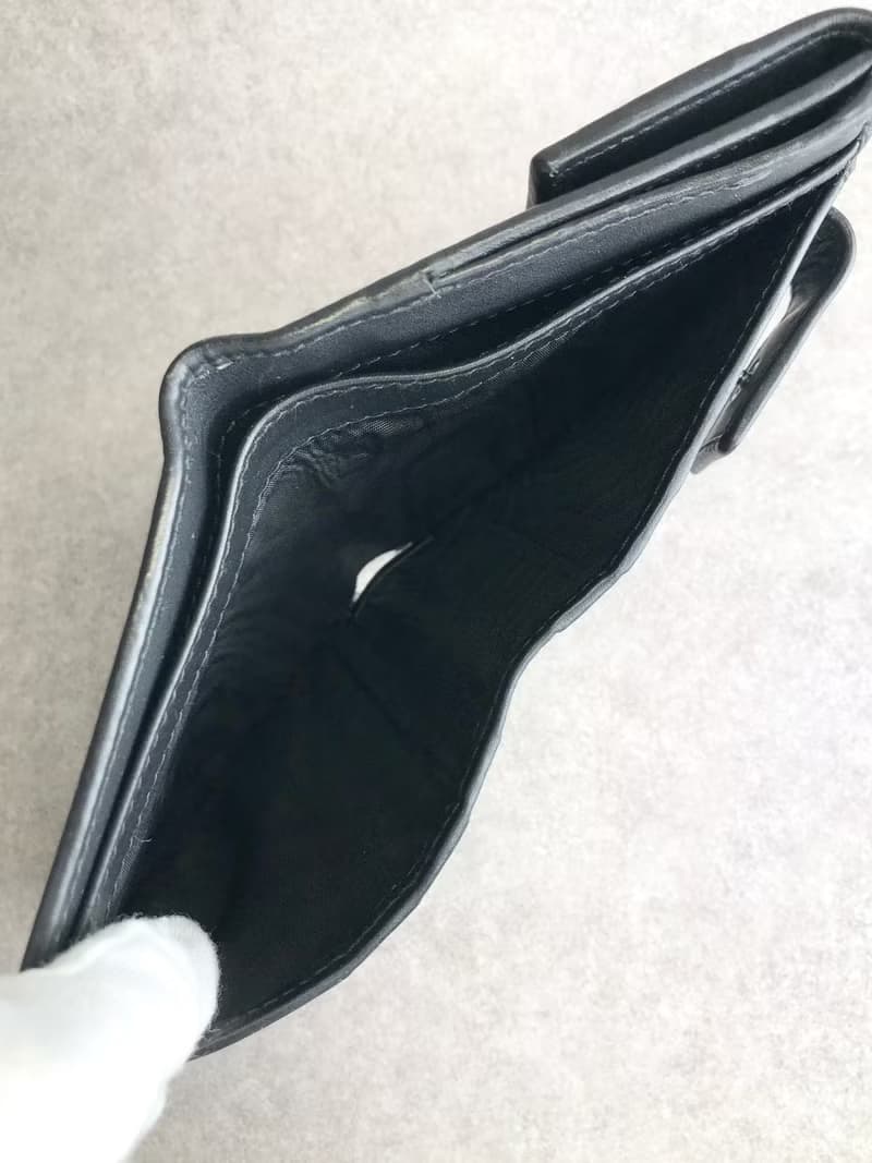 【 日本直送　名牌中古包 】GUCCI グッチ 財布 ブラック GGキャンバス 二つ折り財布 vintage ヴィンテージ オールド znwywn