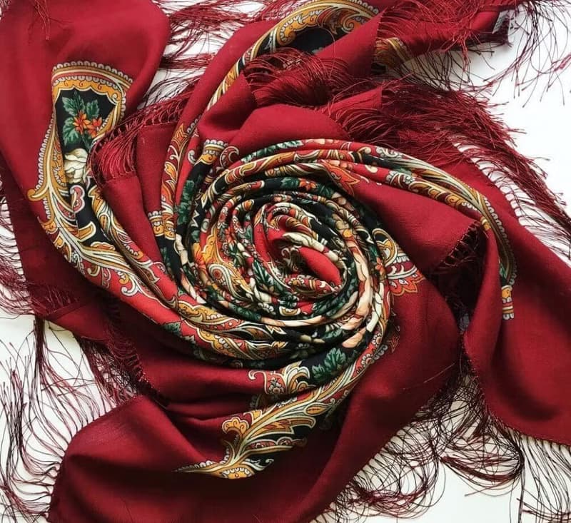 Pavlovo Posad Russian Shawl 100% Wool Scarf 125x125 cm Wrap Silk Fringe 1827-6