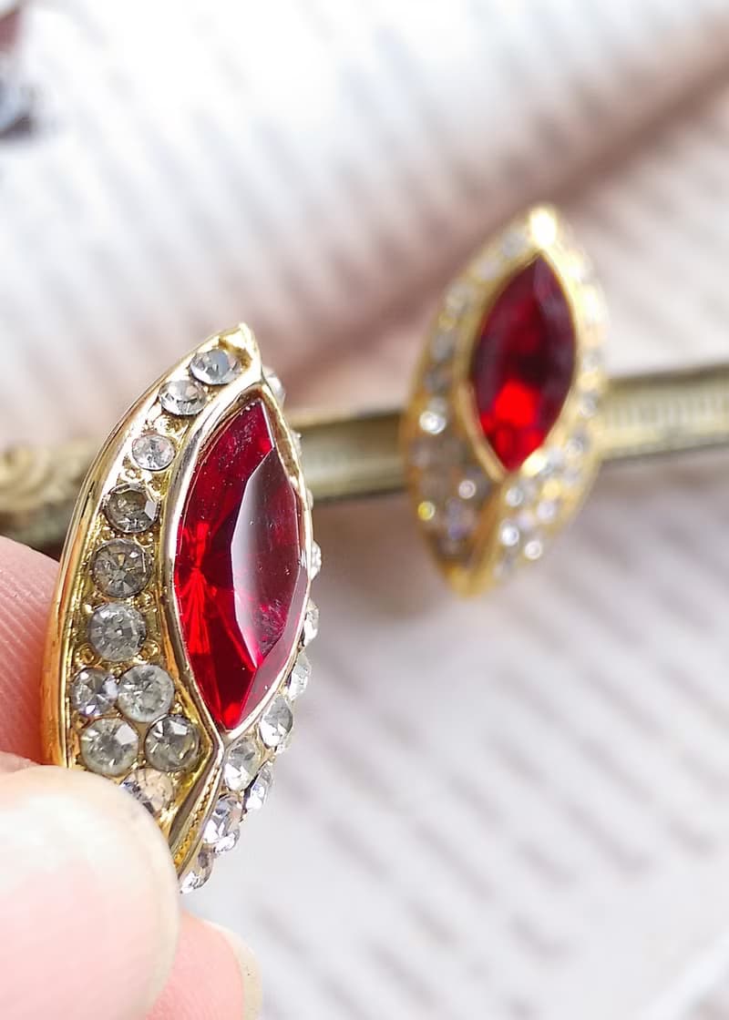 Vintage Jewelry 西洋古董飾品 氣質小奢華 精緻馬眼 針式耳環