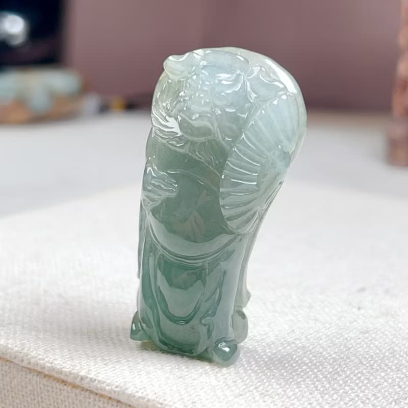 冰綠翡翠巧雕鍾馗 | 天然緬甸玉翡翠A貨 | 送禮