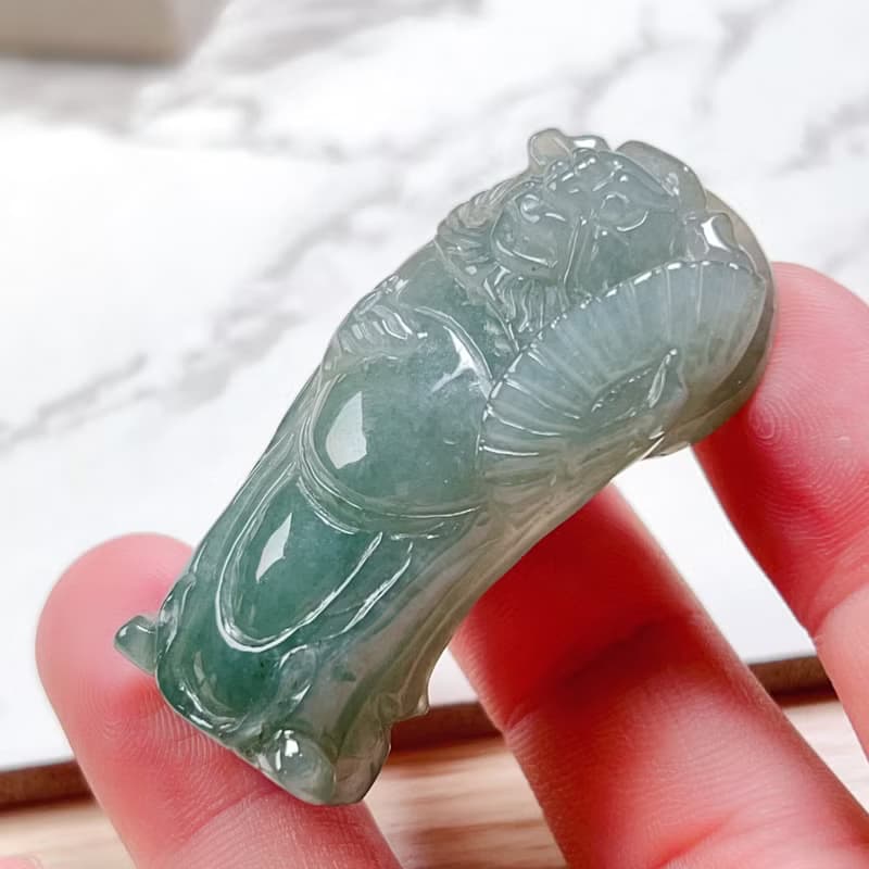 冰綠翡翠巧雕鍾馗 | 天然緬甸玉翡翠A貨 | 送禮