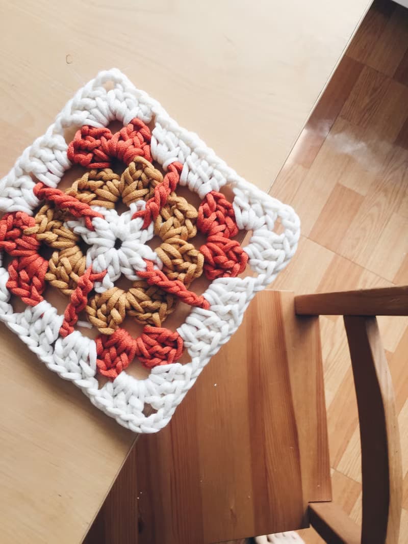手作材料包 編織一條復古花磚毯 含影片教學