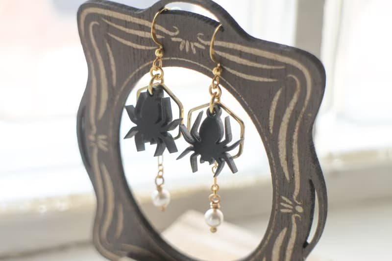 偷珍珠的蜘蛛∣原創設計垂墜【耳環 / 耳夾】－萬聖節