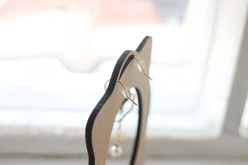 偷珍珠的蜘蛛∣原創設計垂墜【耳環 / 耳夾】－萬聖節