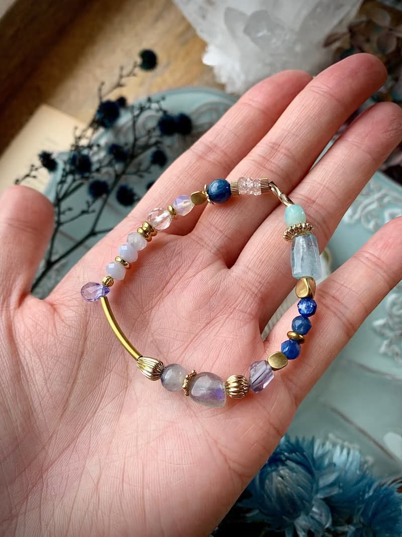 -昂德勒西-天然水晶手鏈/黃銅手鍊