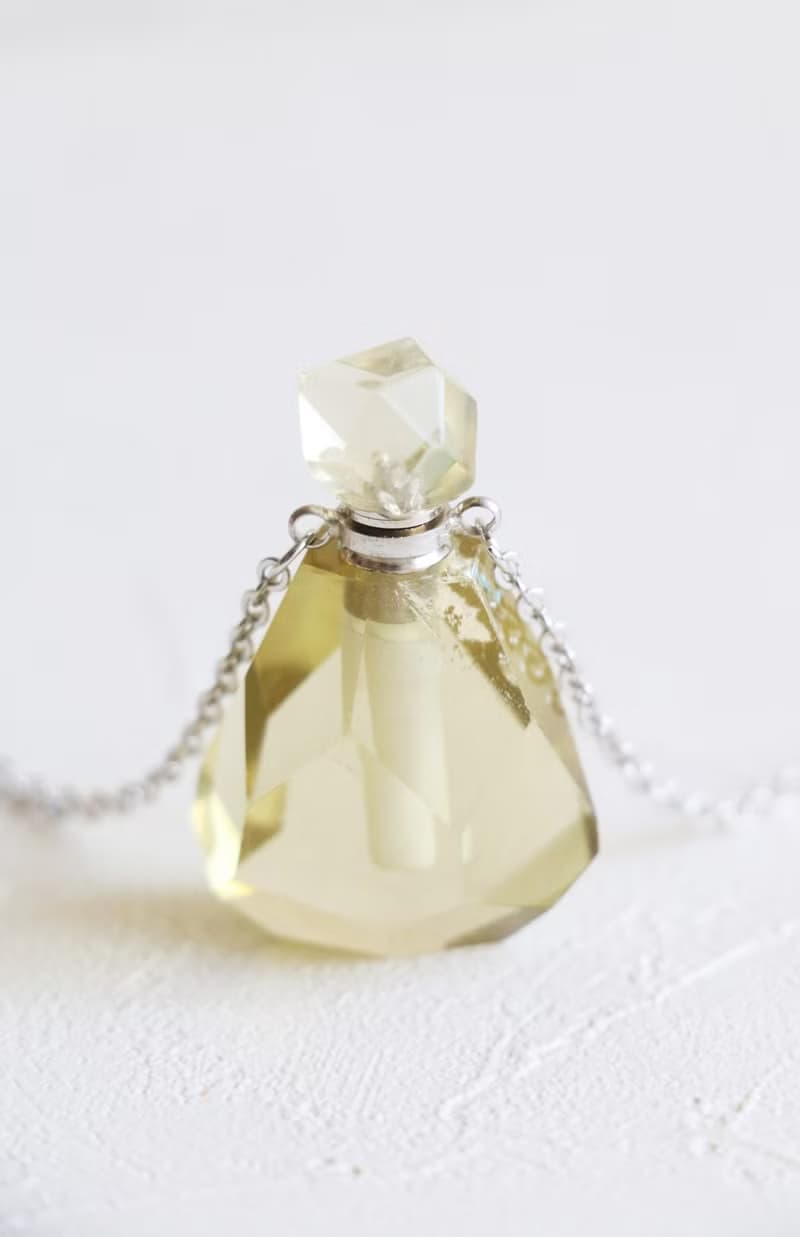 天然檸檬晶精油瓶項鍊 香薰瓶項鍊 香水瓶頸鍊